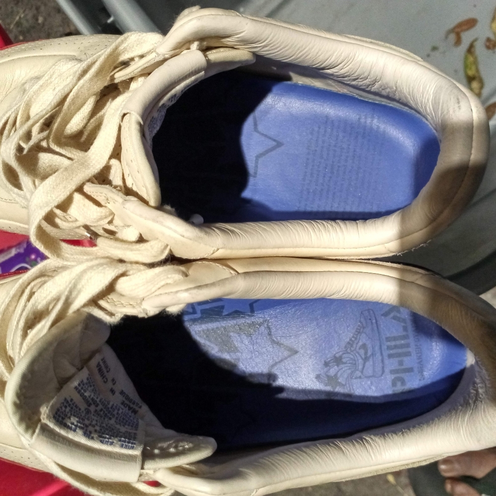 Sneakers - Picture 5 of 16